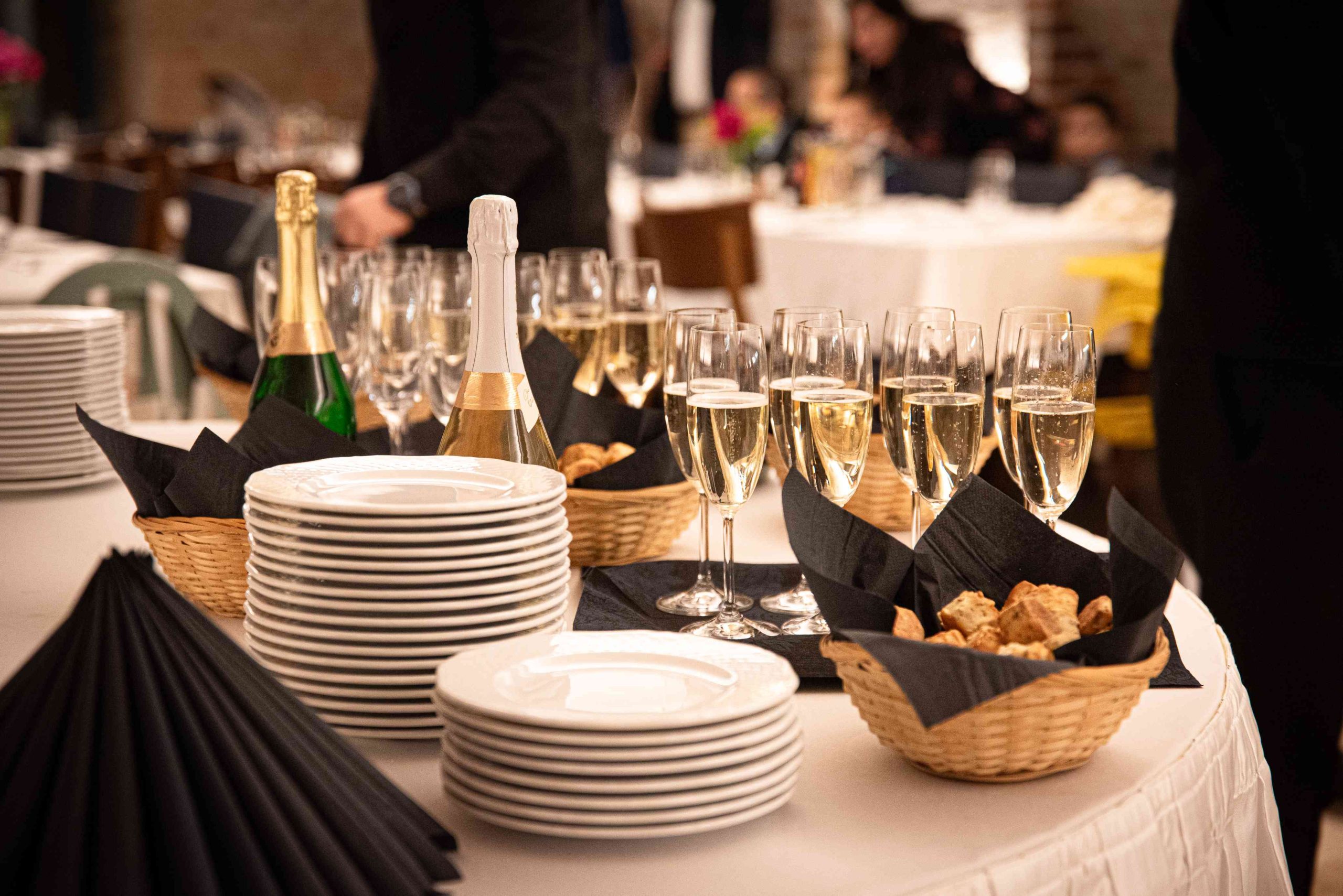 1.SZÜLETÉSNAP_Ünnepi felterítések_Magtár Étterem-8848