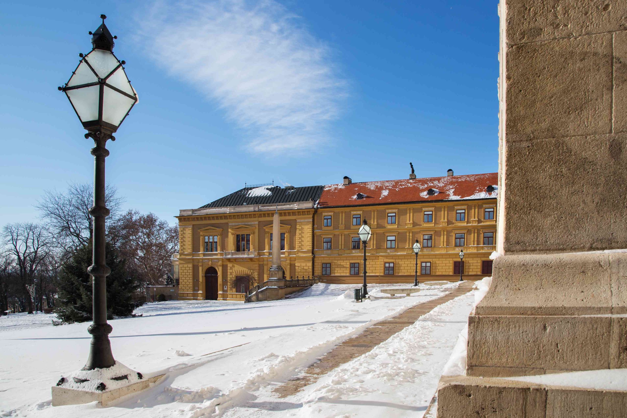 2.KÜLSŐ_TÉL_IMG_3964