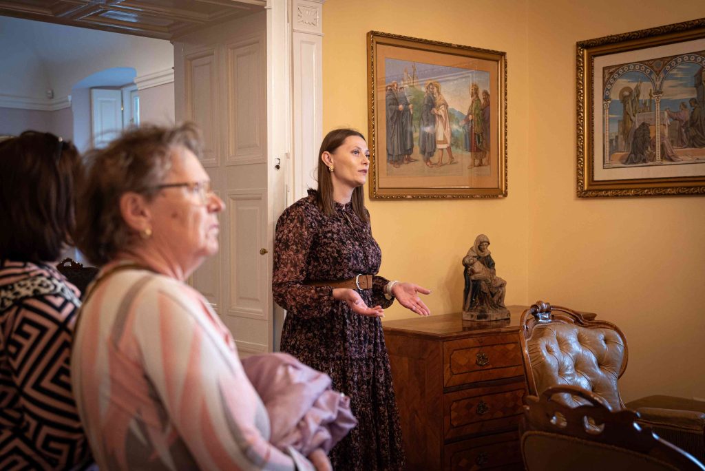 6.TÁRLATVEZETÉS_Emlékhelyeknapja2025-8747