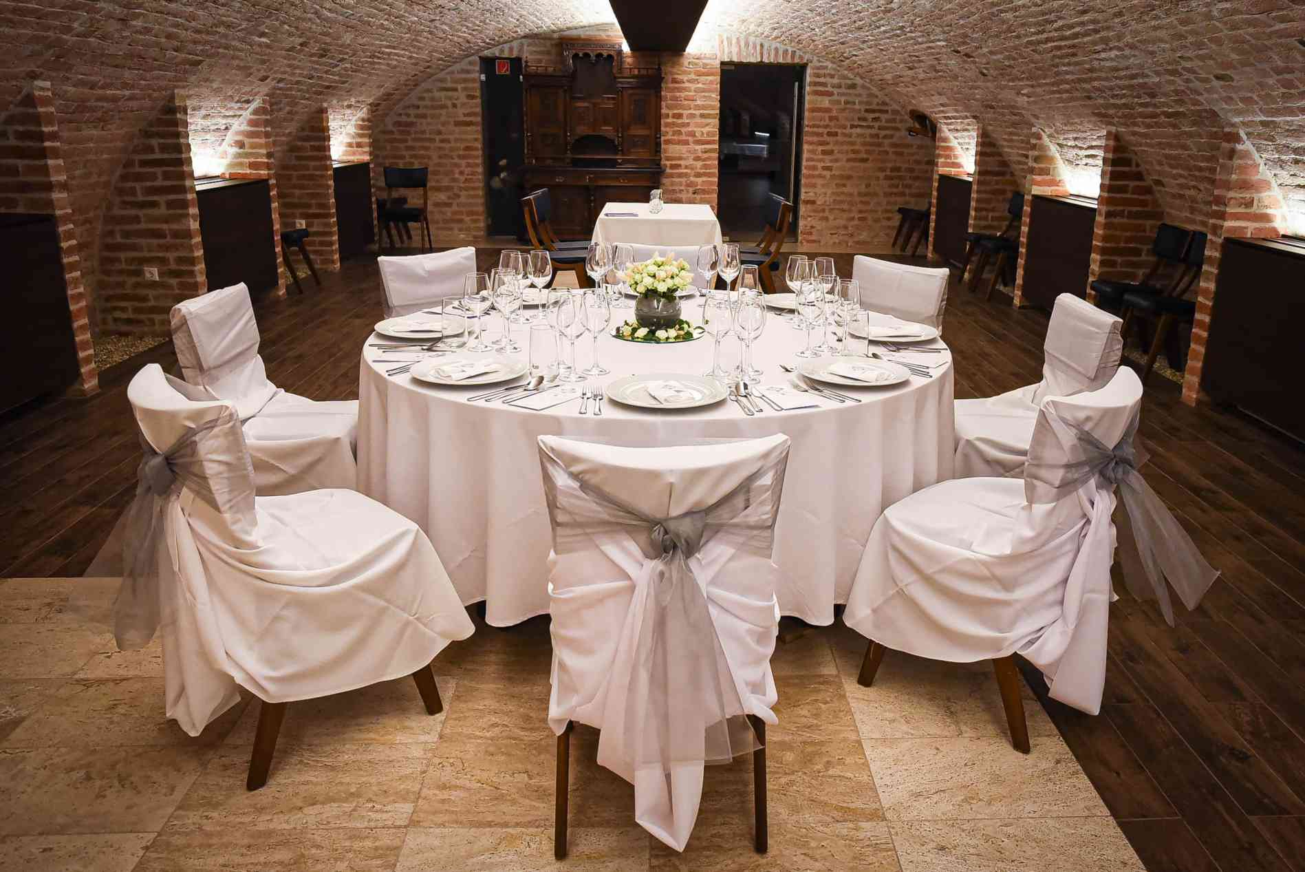 MAGTÁR ÉTTEREM (13)