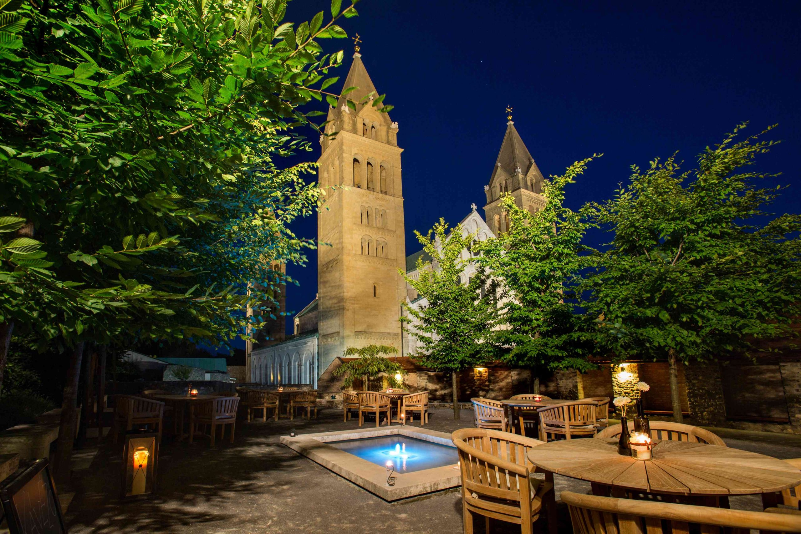 MAGTÁR KÁVÉZÓ (1)